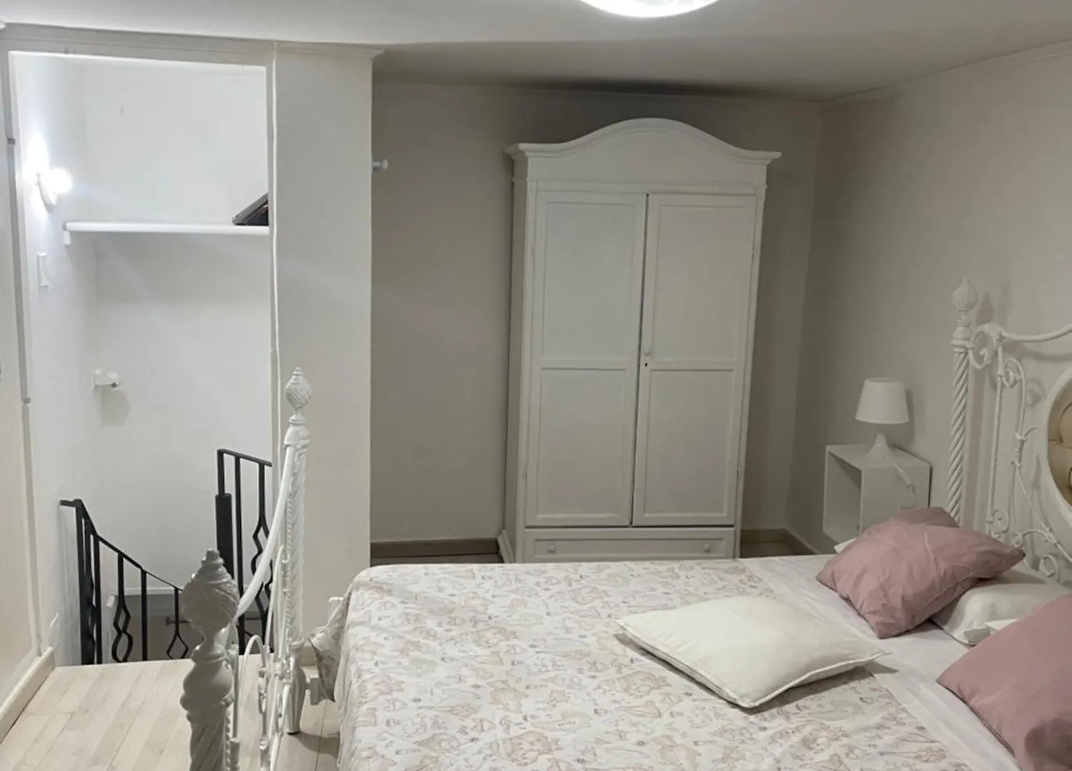 Scugnizzi Bed & Breakfast Naples Italy